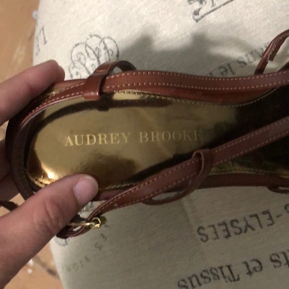 Audrey Brooke brown & gold wedges size 10 - Picture 6 of 7